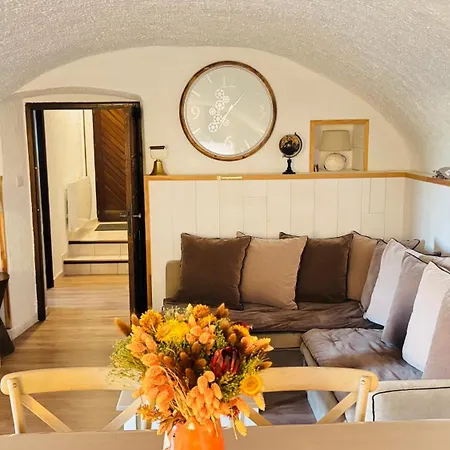 Prázdninový dům Honeymoonrock Sampzon